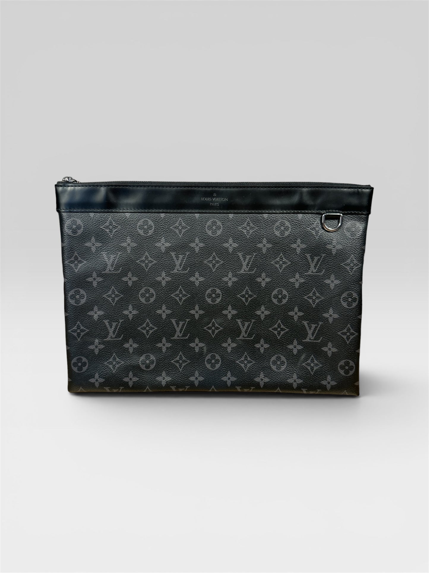 Louis Vuitton Discovery Pouch